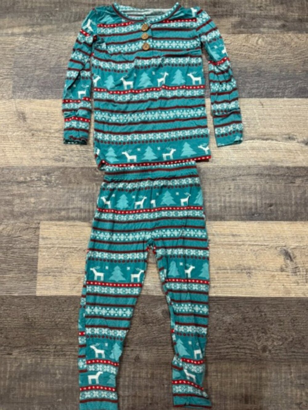 Lou Lou and Company 2T Pajama Set Holiday Print